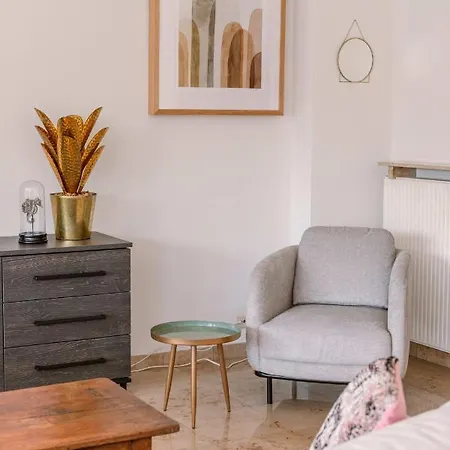 Apartment Charming And Spacious Apartment With Parking In Centre Knokke